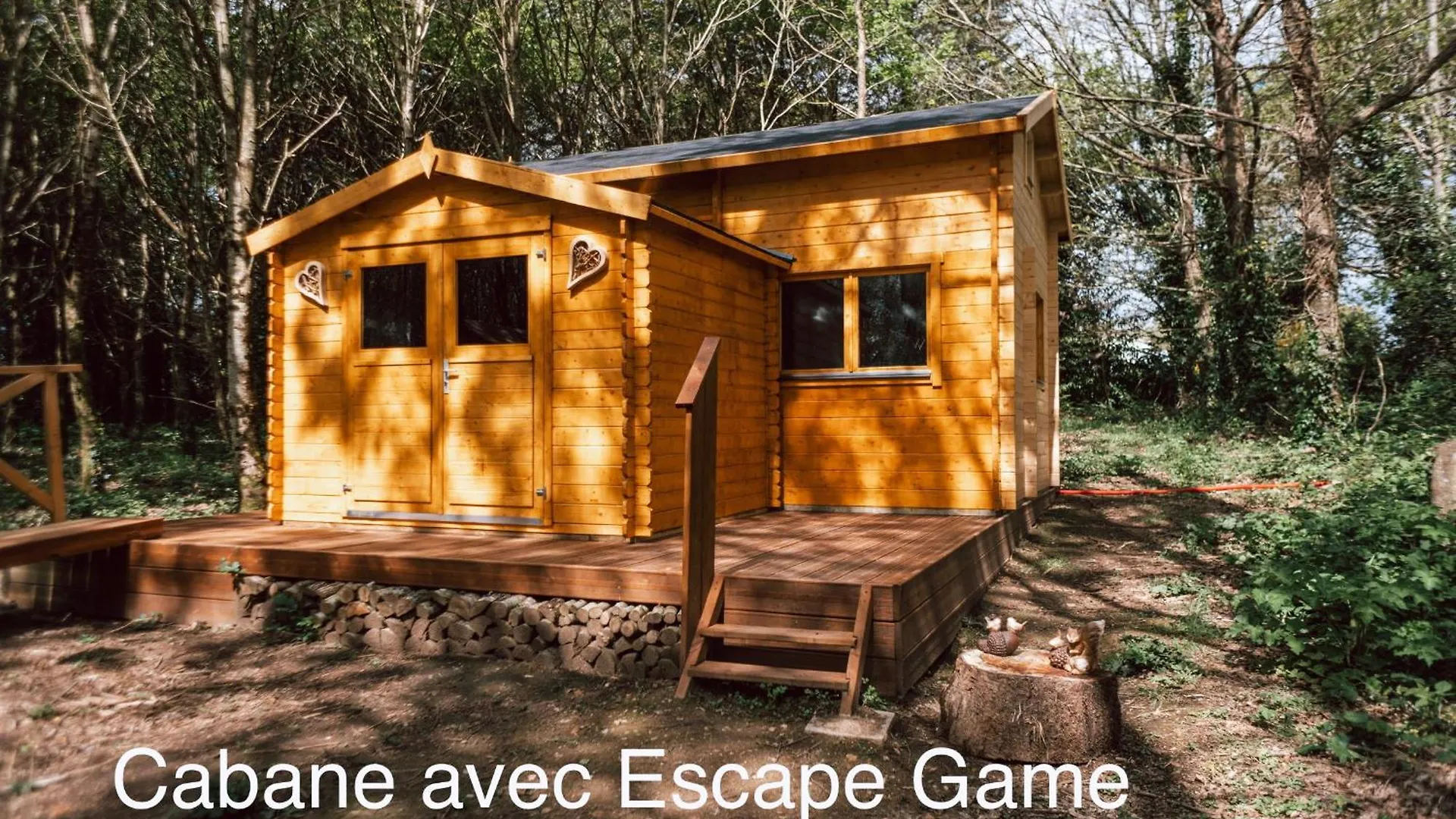 Cabane Insolite Avec Escape Game Saint-Évarzec 0*,  France